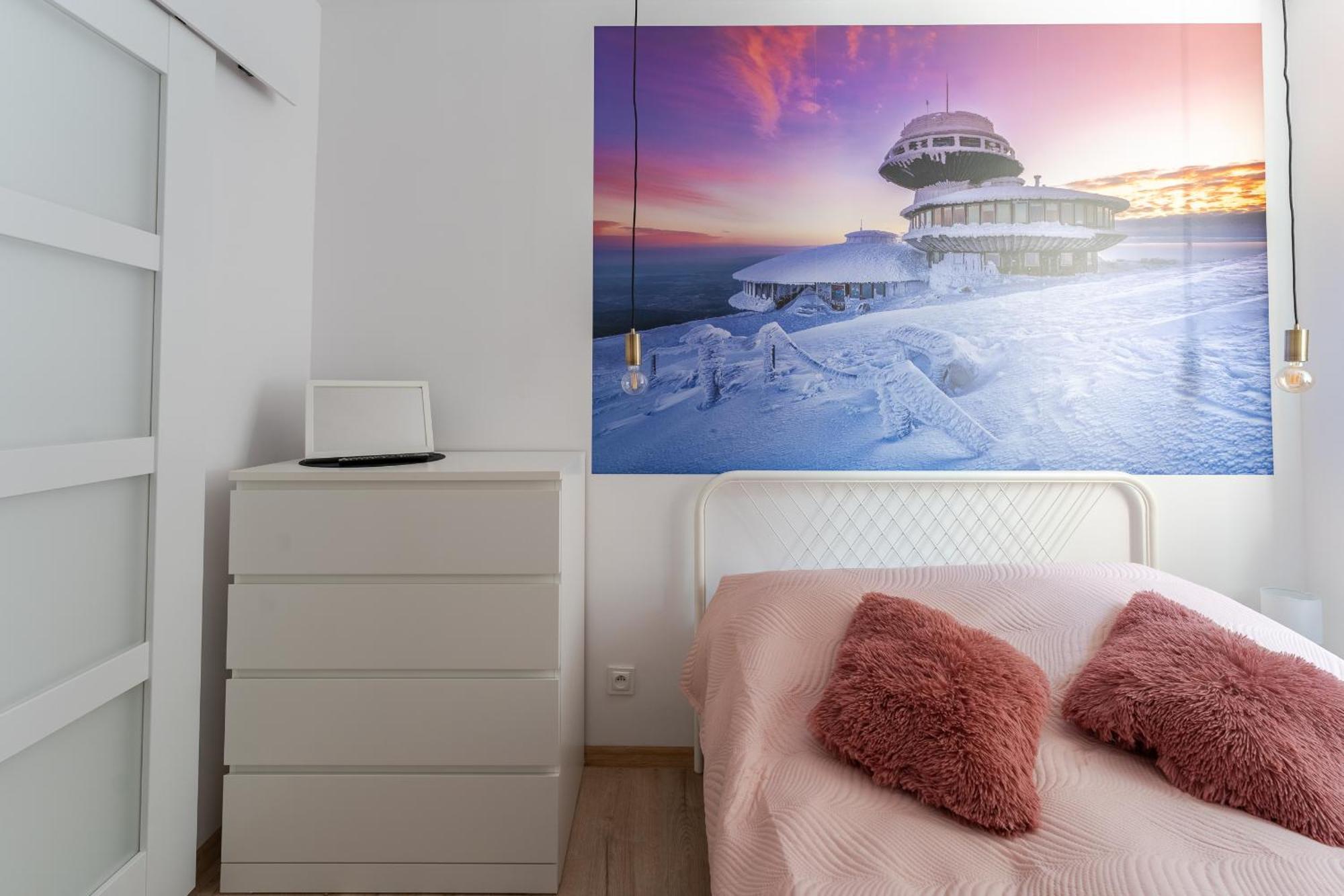 Strumykowy Zakatek - W Centrum Z Prywatnym Parkingiem - Space Apartment